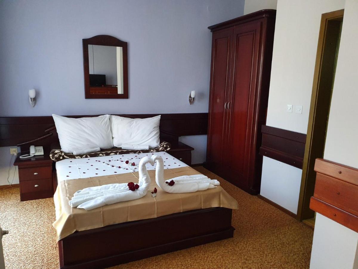 Hotel Biser Panonija Duboka Dış mekan fotoğraf